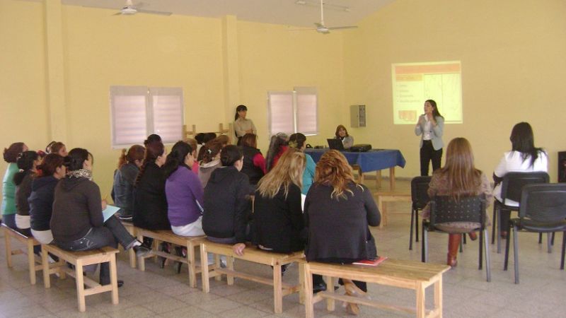 Capacitación sobre Manipulación de Alimentos en los Comedores