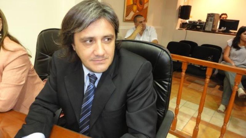 Piden cumplir con estacionamiento exclusivo para Escuela Especial