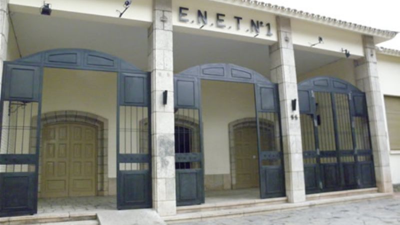 Concluyó el paro por 72 horas en la ENET