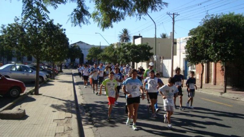 Una multitud en la maratón homenaje a “Pedro Carreño”