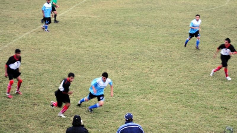 Parque Daza y San Lorenzo no aflojan, y siguen arriba