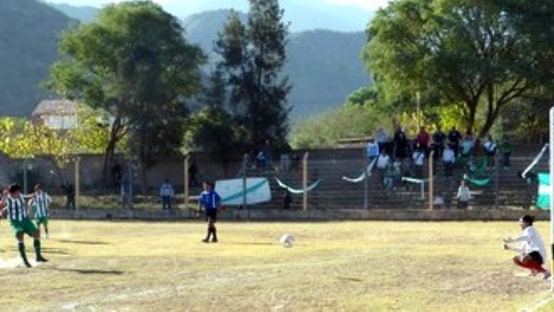 Tinogasta Central venció a  San Luis en la primera final