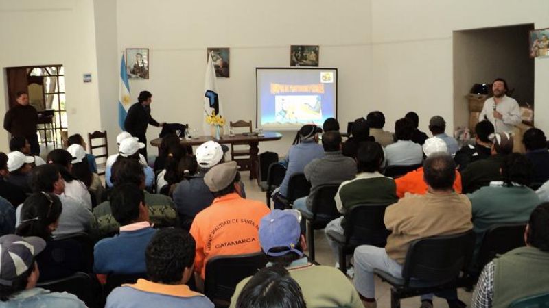 Capacitación y aporte de indumentaria por parte de Minera alumbrera