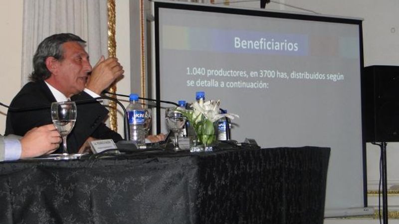 Toledo disertó en Conferencia del BICE