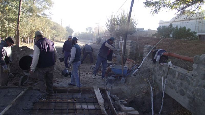 Trabajos en la comuna de Loro Huasi