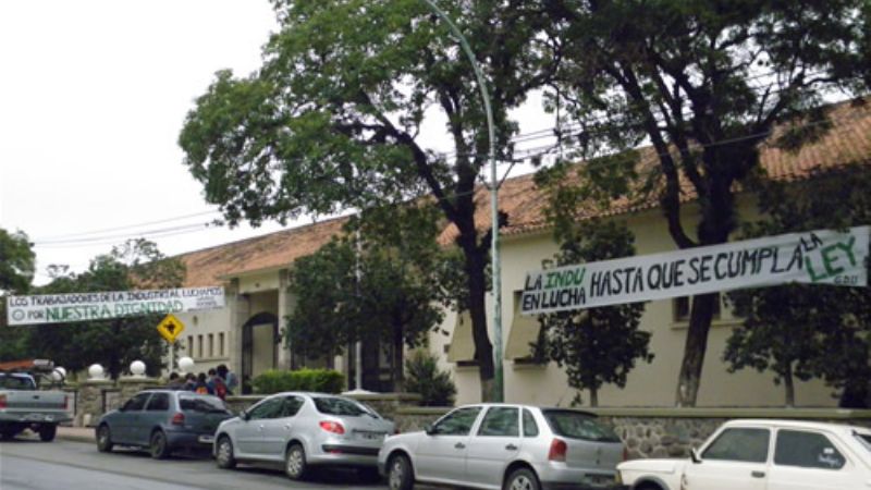 Marcha y paro por 96 horas en la ENET