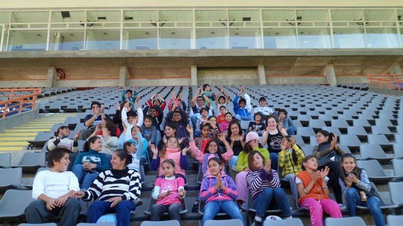 Visita de alumnos al estadio Bicentenario