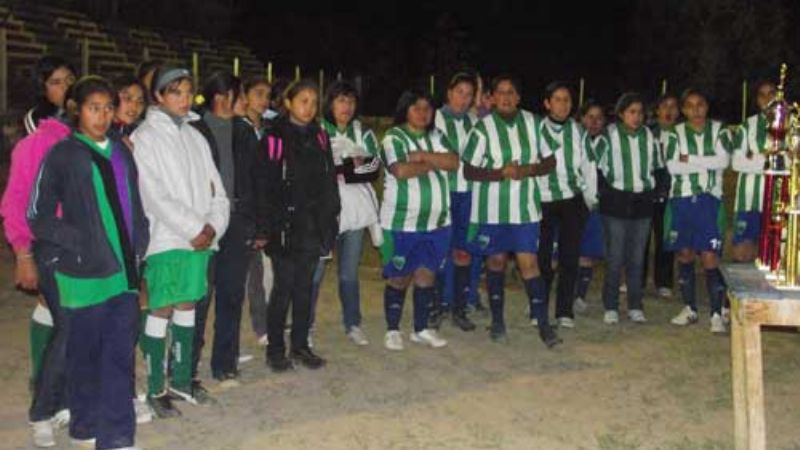 Belén, Capital y Santa María, con clasificados en fútbol femenino