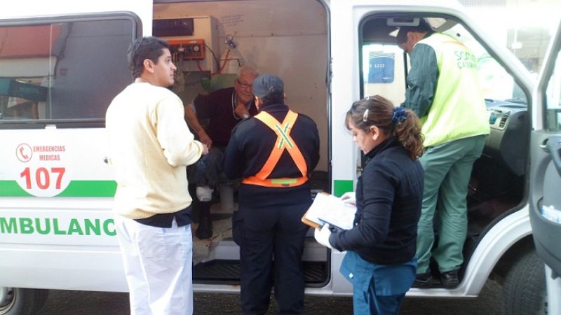 Motociclista atropelló a un anciano