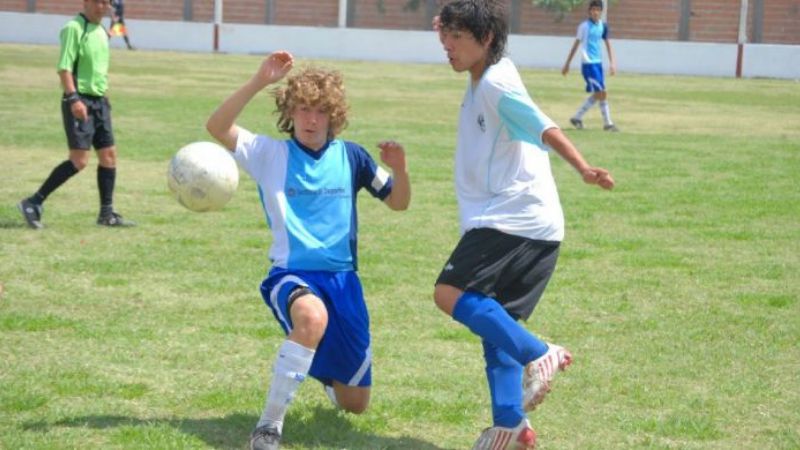 Los pibes chacareros con acción de viernes a domingo