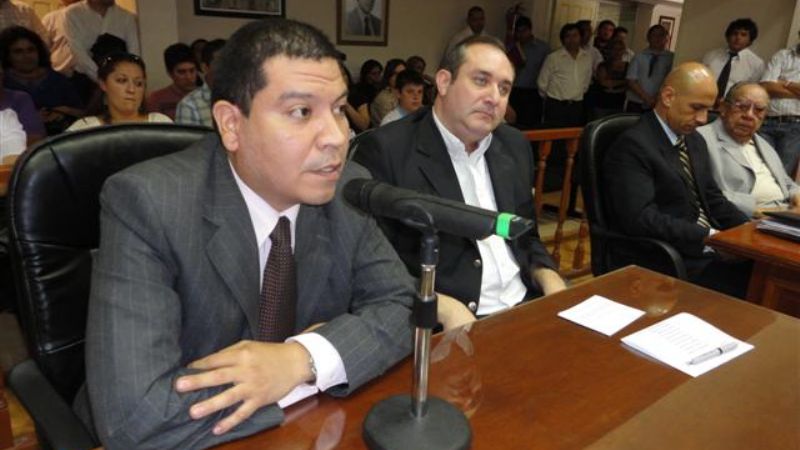 Disponen cumplimiento de ordenanza referida a nombres de calles