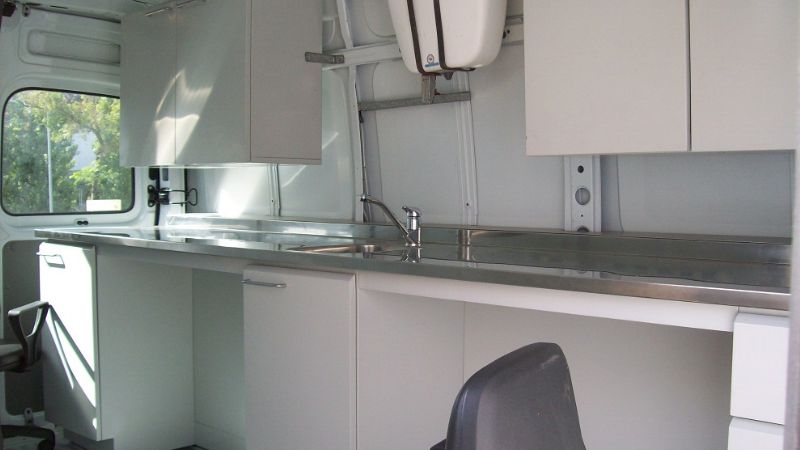 Nuevo laboratorio móvil en la Capital