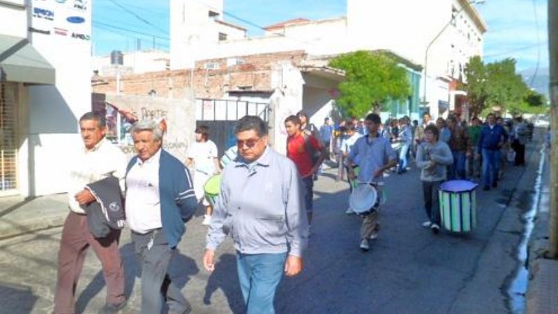 Nueva movilización de docentes y alumnos de la ENET  