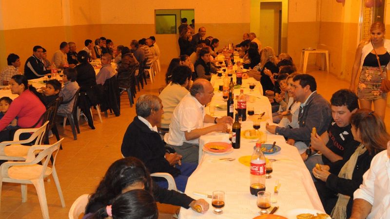 Carletta: "reconocemos solo una clase de hombres: los que trabajan"