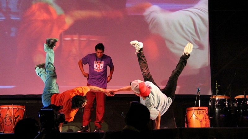 Convocatoria a bailarines y coreógrafos para el Pre-MICA NOA 