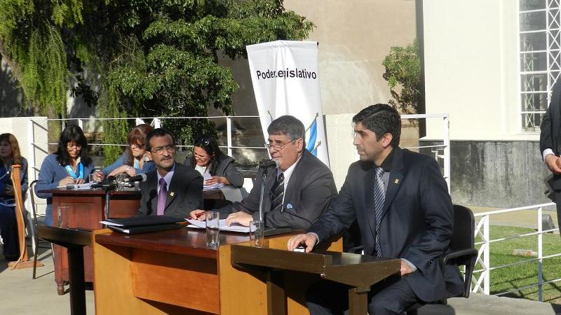 Diputados sesionaron frente a la Casa Natal de Fray Mamerto Esquiú 