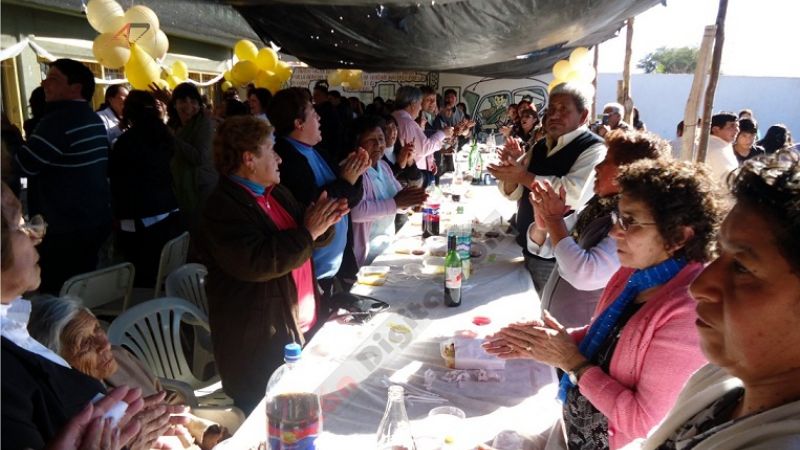 La escuela del barrio Pampa Blanca brilló en sus bodas de oro