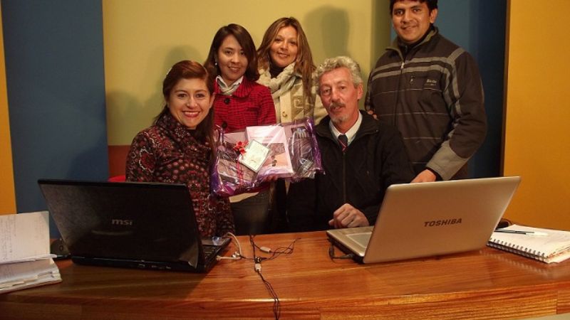 Andersch entregó obsequios a los periodistas santamarianos