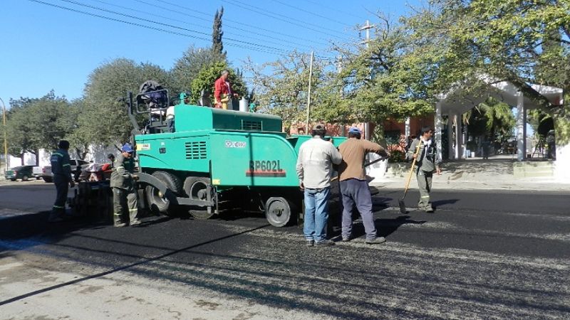 Mejora de la fachada del Cementerio Municipal y repavimentación