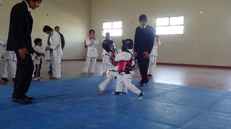 Primera fecha del campeonato escolar de la Sirio Libanesa 2012