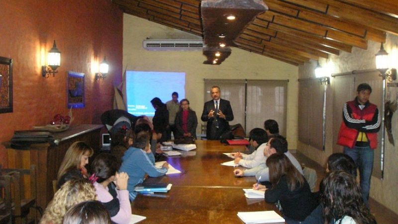 Presentan proyecto educativo sobre cuidados del medio ambiente