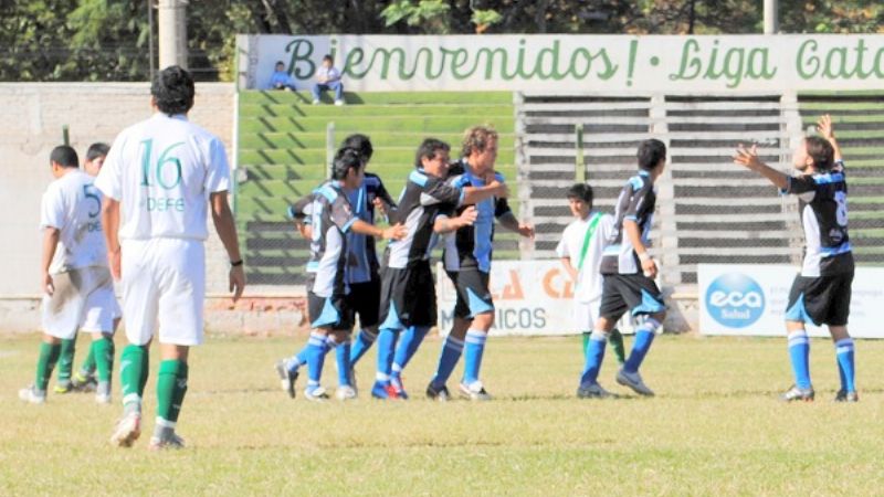 Tesorieri sigue único “ideal”, y  el “Pincha” junto al “Santo”