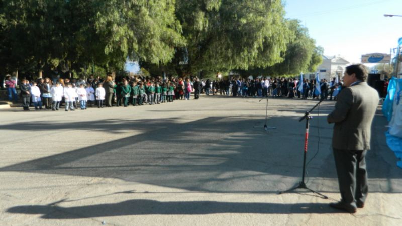Acto por el Día de la Bandera en Tinogasta
