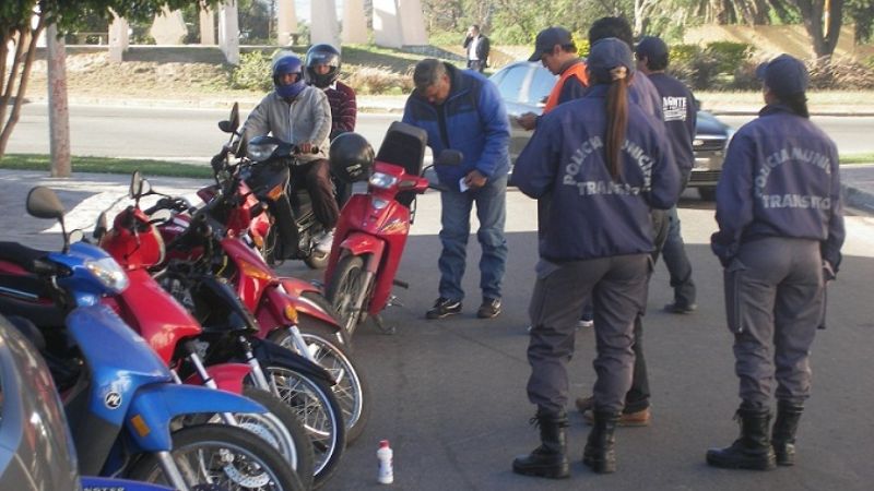 Continúan los estrictos controles de tránsito en la ciudad