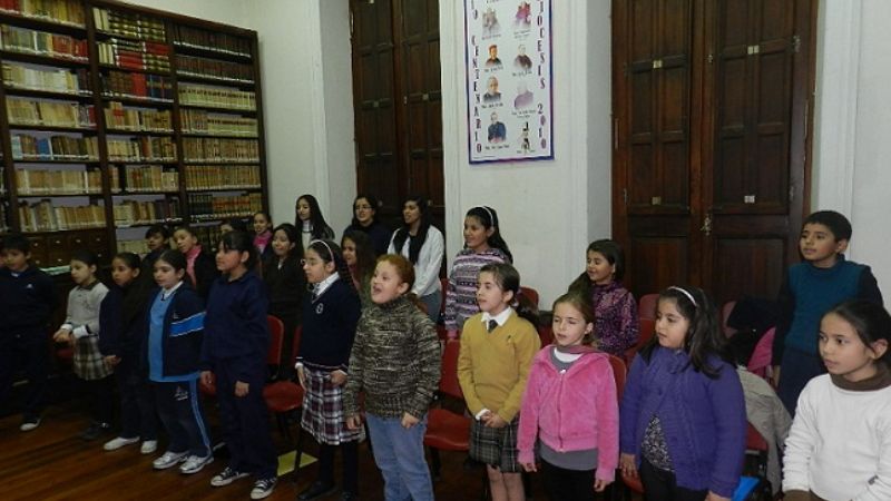Primera presentación del “Coro Municipal de Niños”