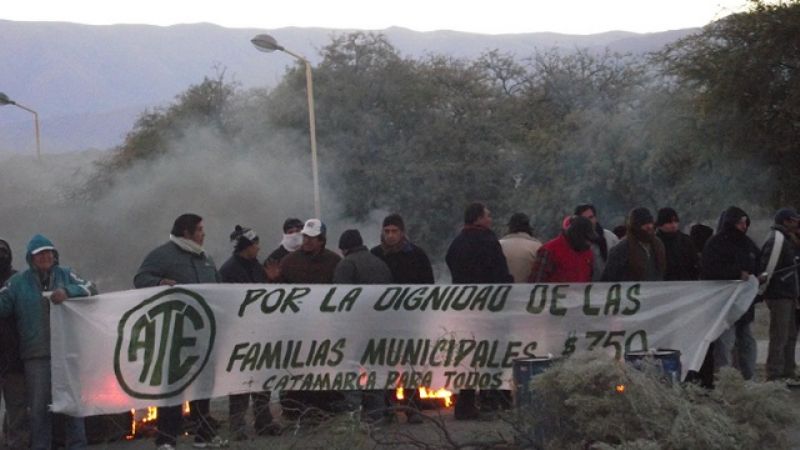 Corte de ruta en Santa María y diálogo de trabajadores con Andersch