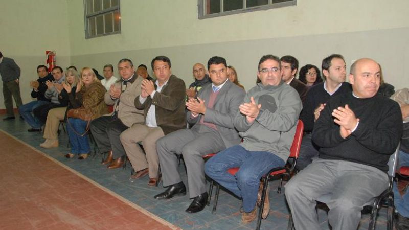 Edgar Veliz en la inauguración de los Juegos Evita