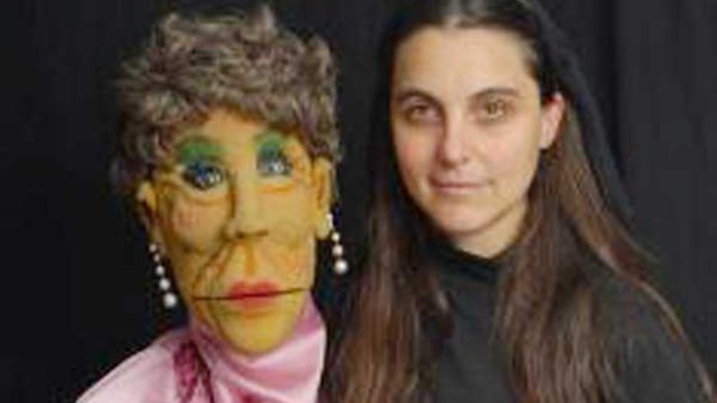 “Beatriz, la historia de una mujer inventada”, títeres para adultos