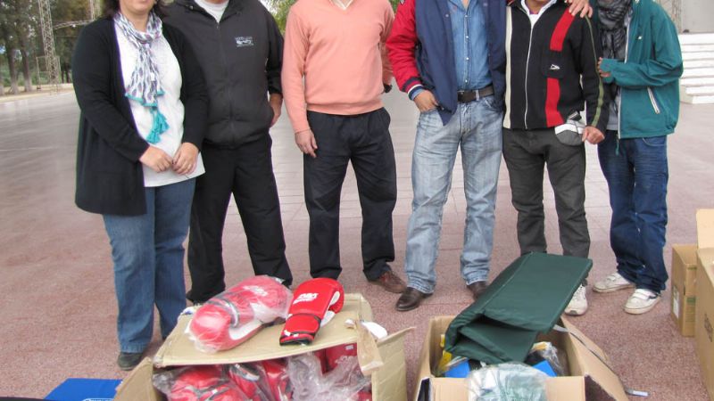 Promueven la práctica de boxeo en Huillapima