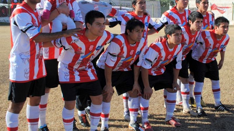 Villa Cubas y Parque Daza buscan un lugar en el “petit”