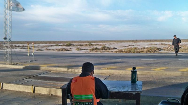 Encuentran una mujer deambulando sola por las salinas       