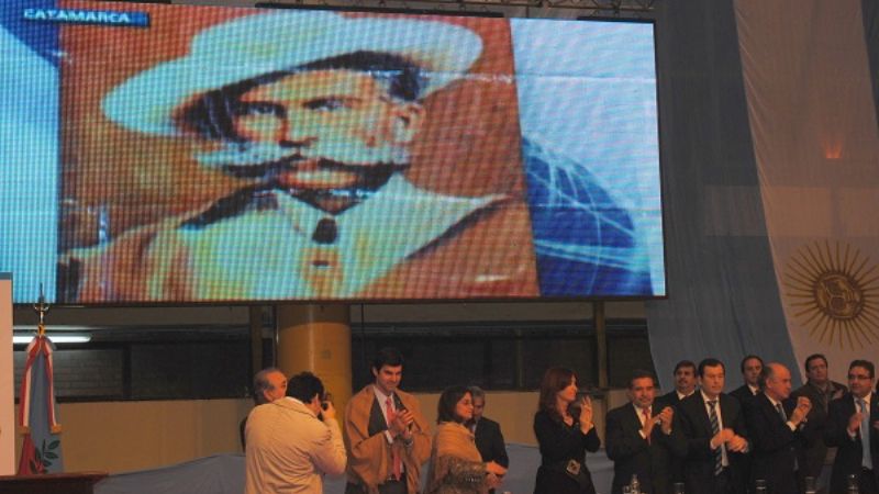 El Gobierno promovió al grado de General a Felipe Varela