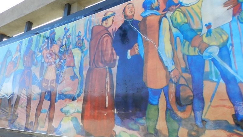 Daños en la Plaza Luis Varela Lezana