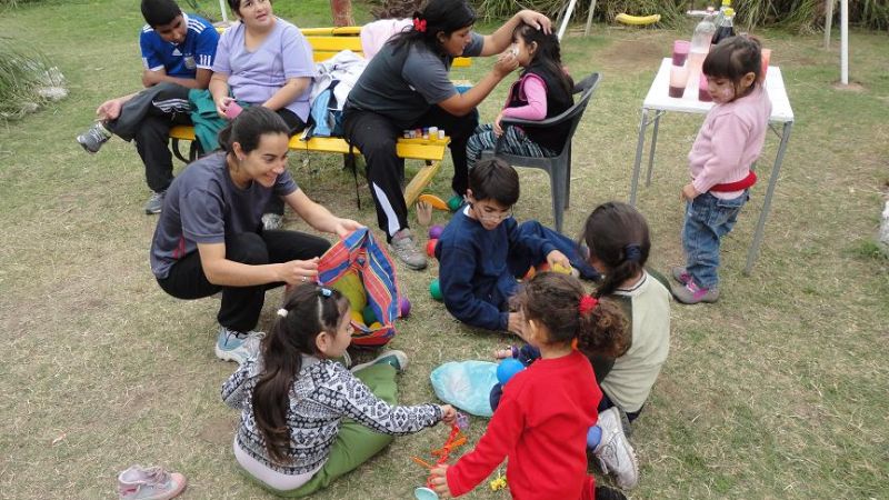 Visita de niños y jóvenes con discapacidad a la granja La Soñada