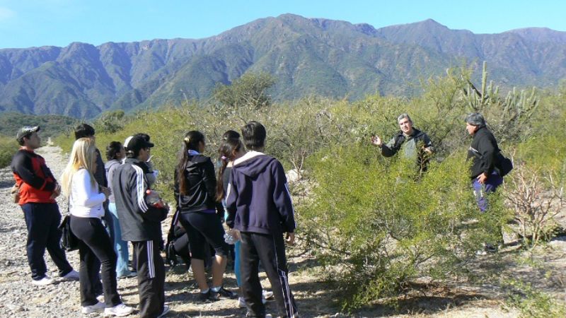Charlas de flora y fauna en el “1° Encuentro de los pueblos hermanos”