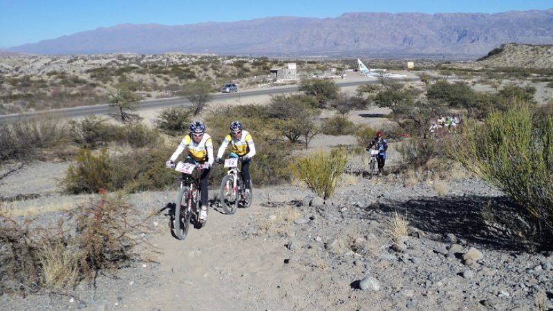 Junto a los bares y restaurantes, vuelve el runnig, caminatas y ciclismo
