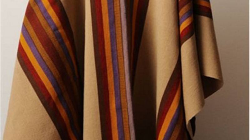 Muestra de ponchos argentinos en el Museo del Poncho