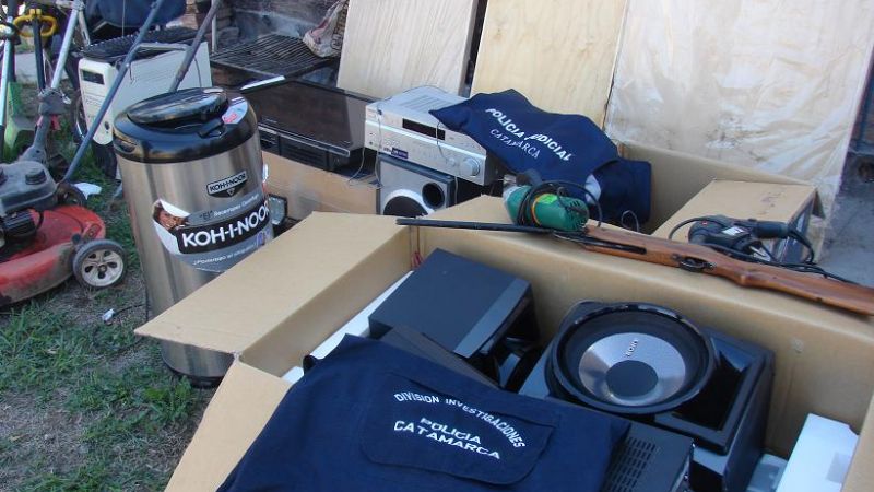 En múltiples allanamientos en el sur, secuestran droga, electrodomésticos y dinero