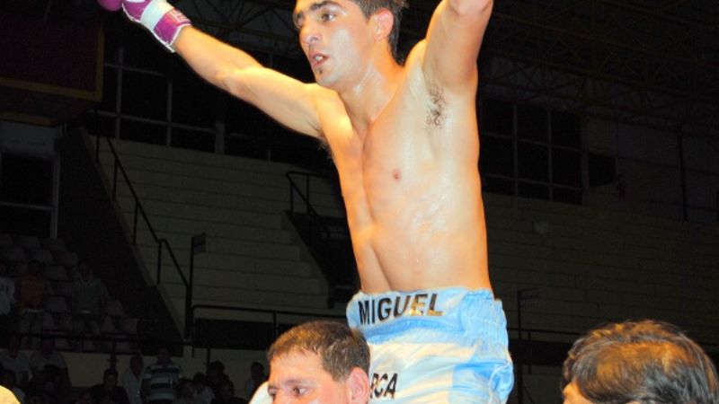  “El Zurdo” busca una despedida  triunfal ante “Tomate” Pombo