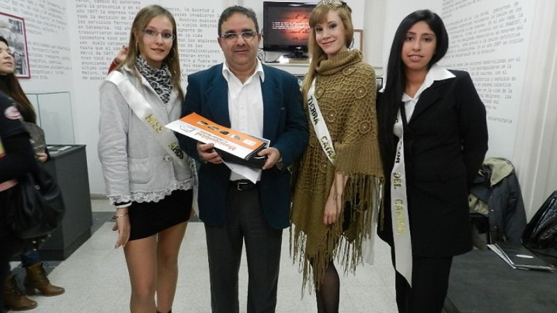 Jalil recibió a las candidatas a Reina del Poncho