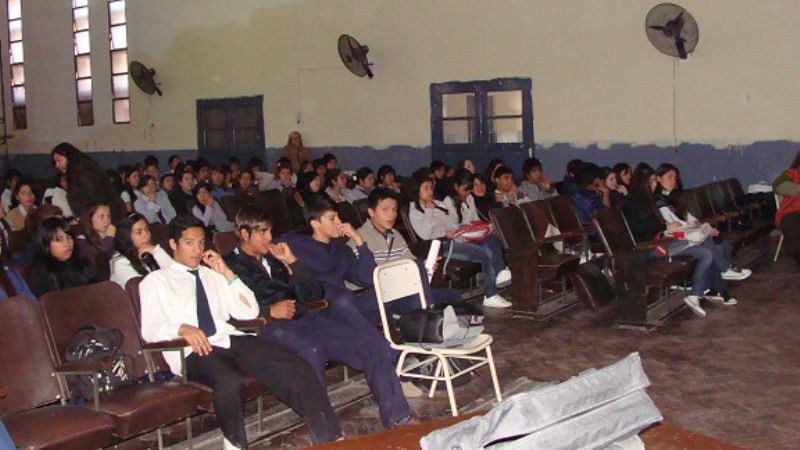 Charlas mineras en establecimientos educativos