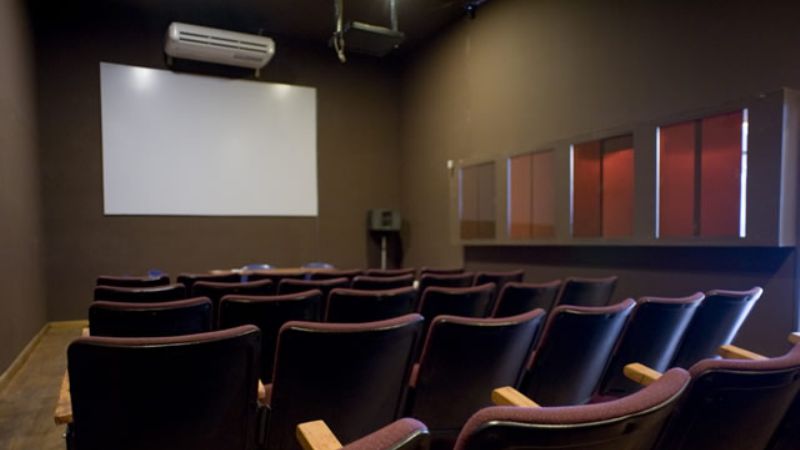 Cine y conferencias en el Poncho 2012