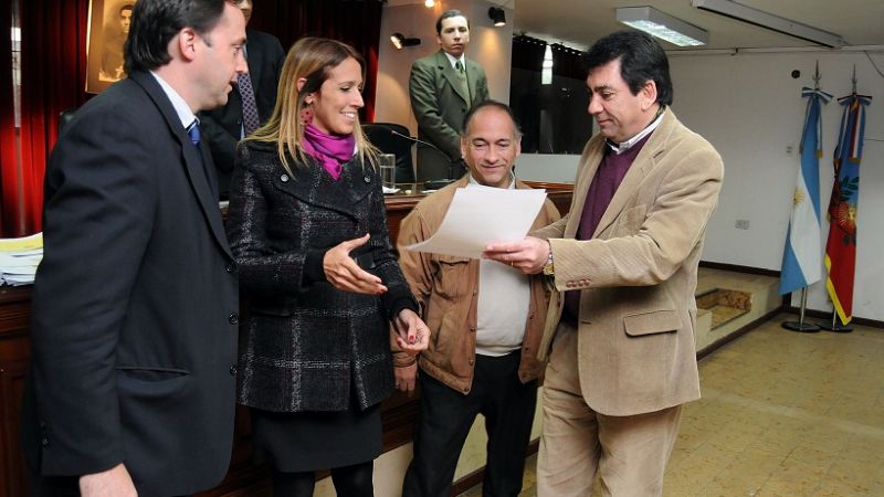 Senadores declararon de interés legislativo la Fiesta del Poncho