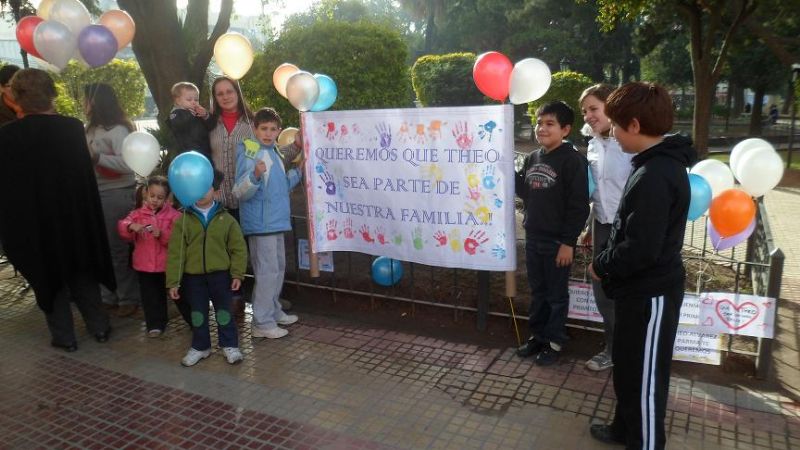 Pidieron por un padre que no puede ver a su hijo