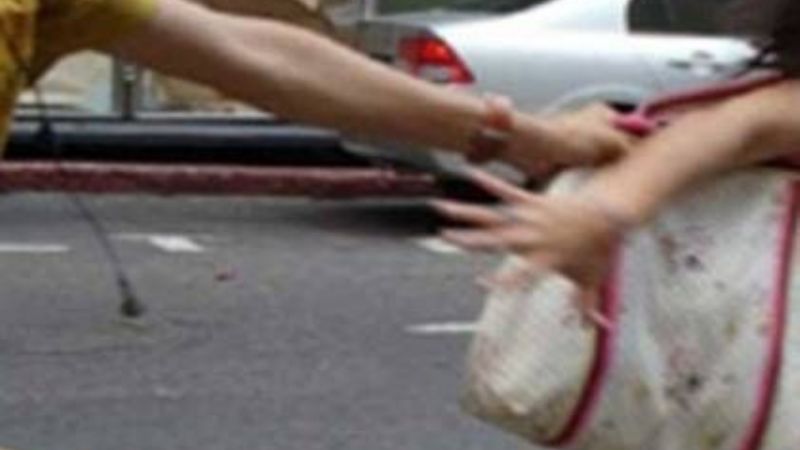 Arrebatos en la puerta de viviendas, el lugar elegido por los delincuentes