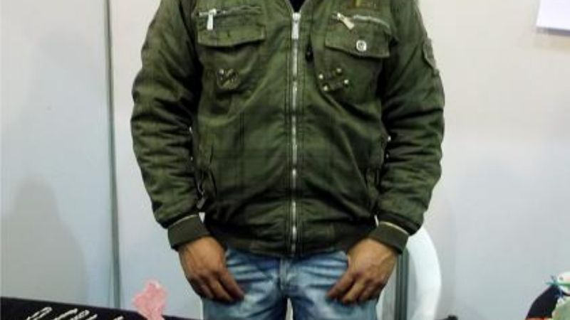 Los artesanos le dan vida al Poncho 2012